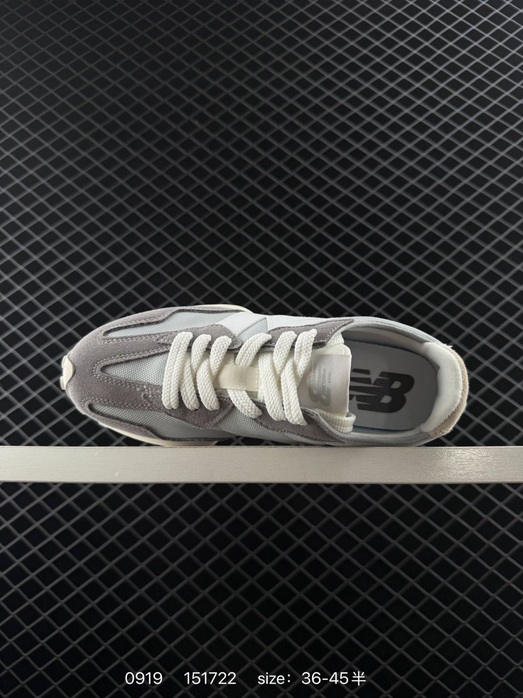 New Balance MS327 NB